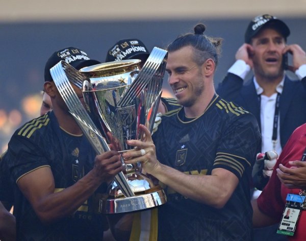 Bale: Lý do duy nhất tại sao MEF không thể mở rộng là những người chơi giỏi nhất thế giới không chơi